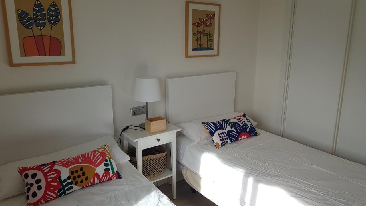 Impresionante Primera Linea De Playa, Bajondillo Beach Torremolinos Eksteriør bilde
