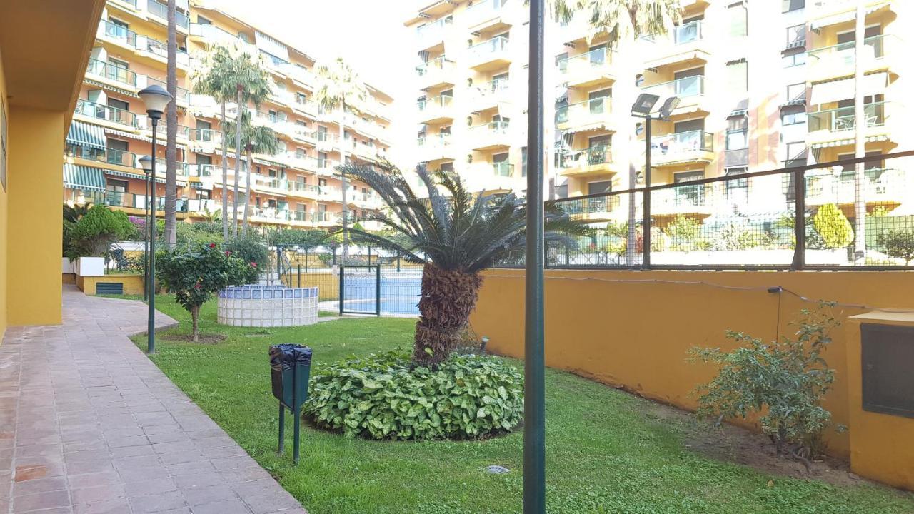 Impresionante Primera Linea De Playa, Bajondillo Beach Torremolinos Eksteriør bilde
