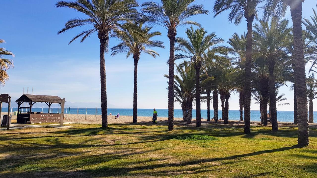 Impresionante Primera Linea De Playa, Bajondillo Beach Torremolinos Eksteriør bilde