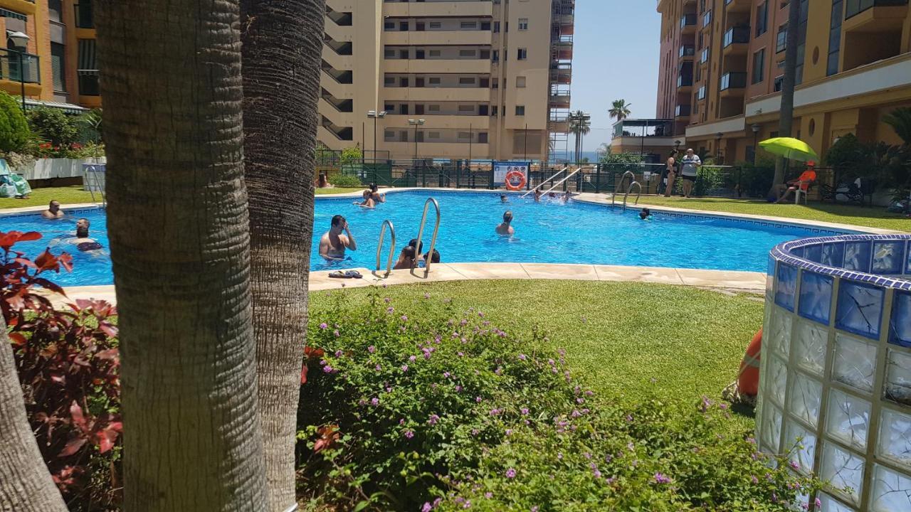 Impresionante Primera Linea De Playa, Bajondillo Beach Torremolinos Eksteriør bilde